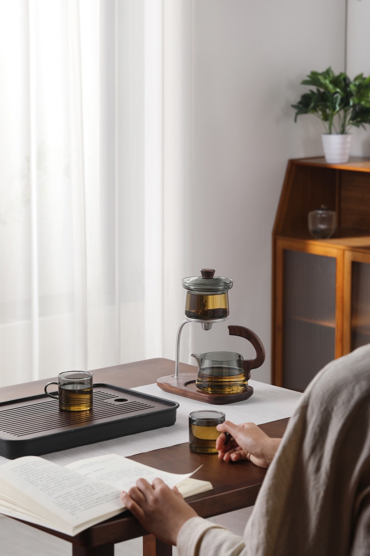 Lazy Kung-fu Teapot