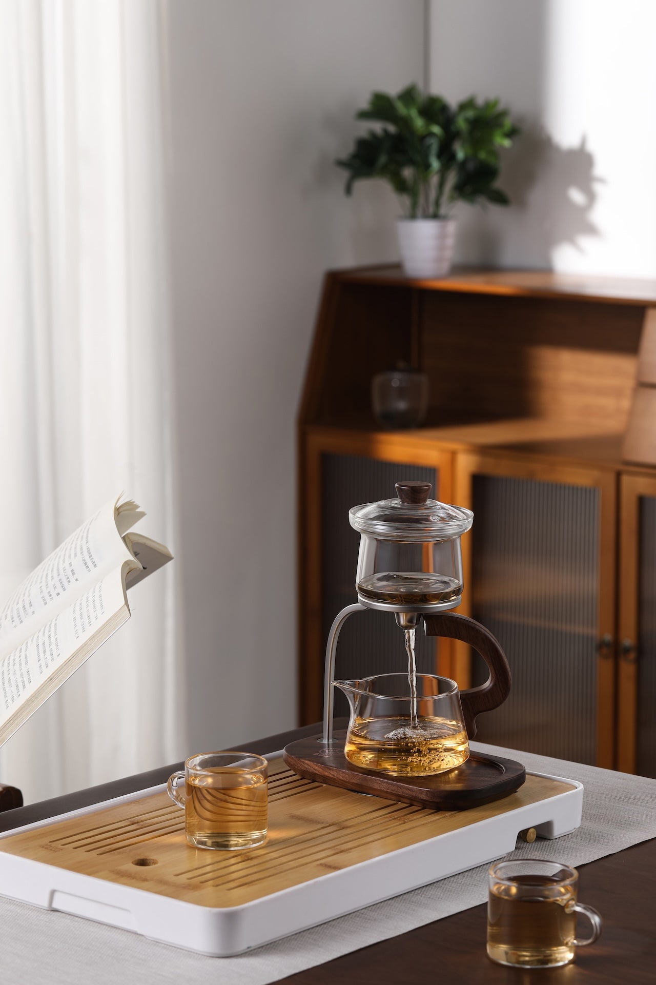 Lazy Kung-fu Teapot